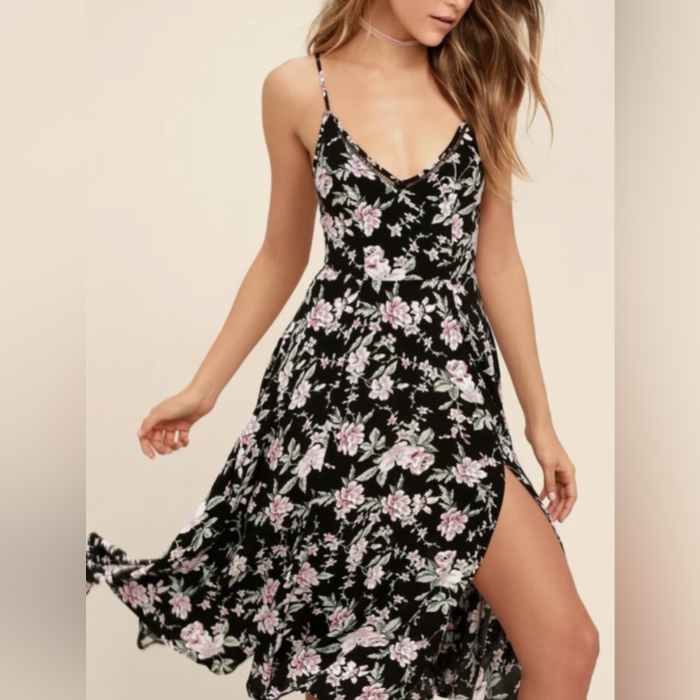 Lulu's Black Floral Dress